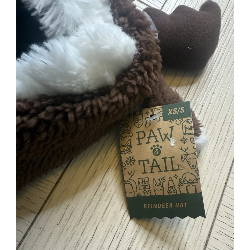 Paw & Tails New W/ Tags Rudolph Pet Hat W/ Hook & Loop‎ Closure. XS/S Christmas